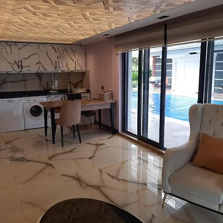 Avullar Palace Antalya