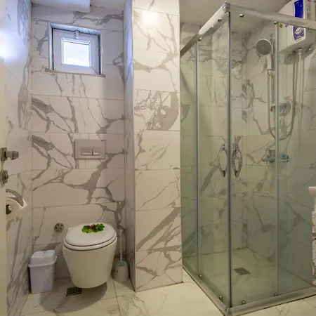 Avullar Palace فندق