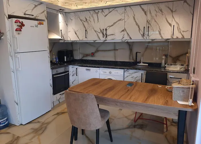 Avullar Palace فندق