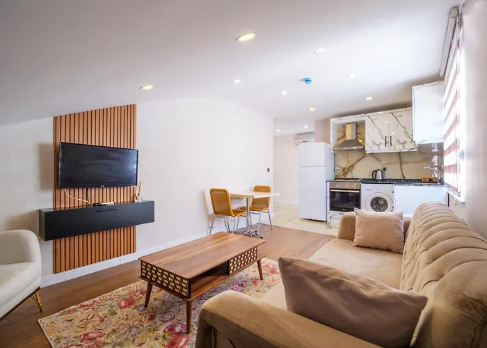 Avullar Palace فندق أنطاليا