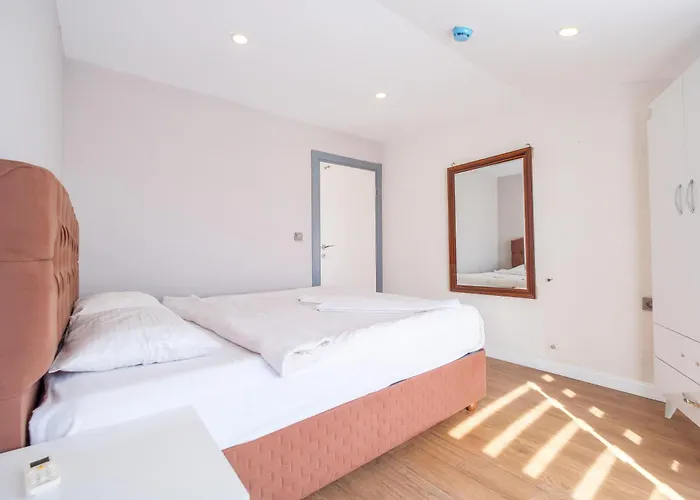 Avullar Palace أنطاليا