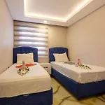 Hotel Avullar Palace *