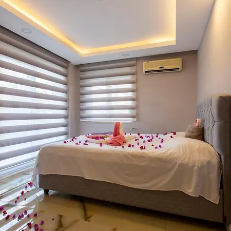 Avullar Palace * أنطاليا