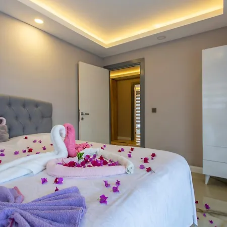 Avullar Palace * Antalya