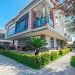 Avullar Palace *