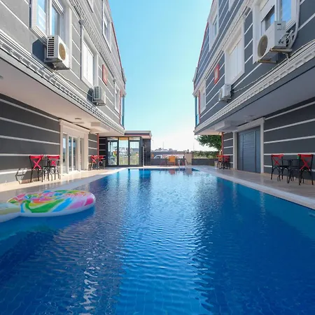 Otel Avullar Palace